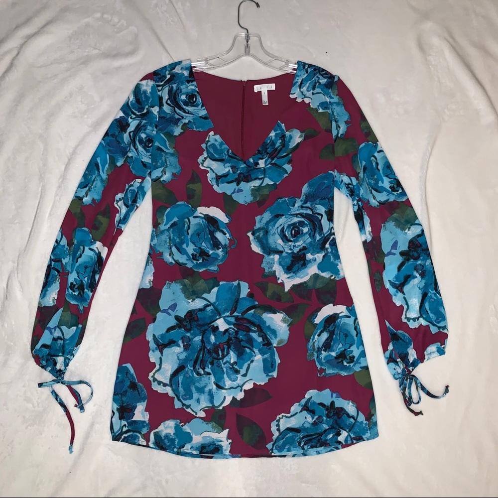 Long sleeve burgundy floral print dress